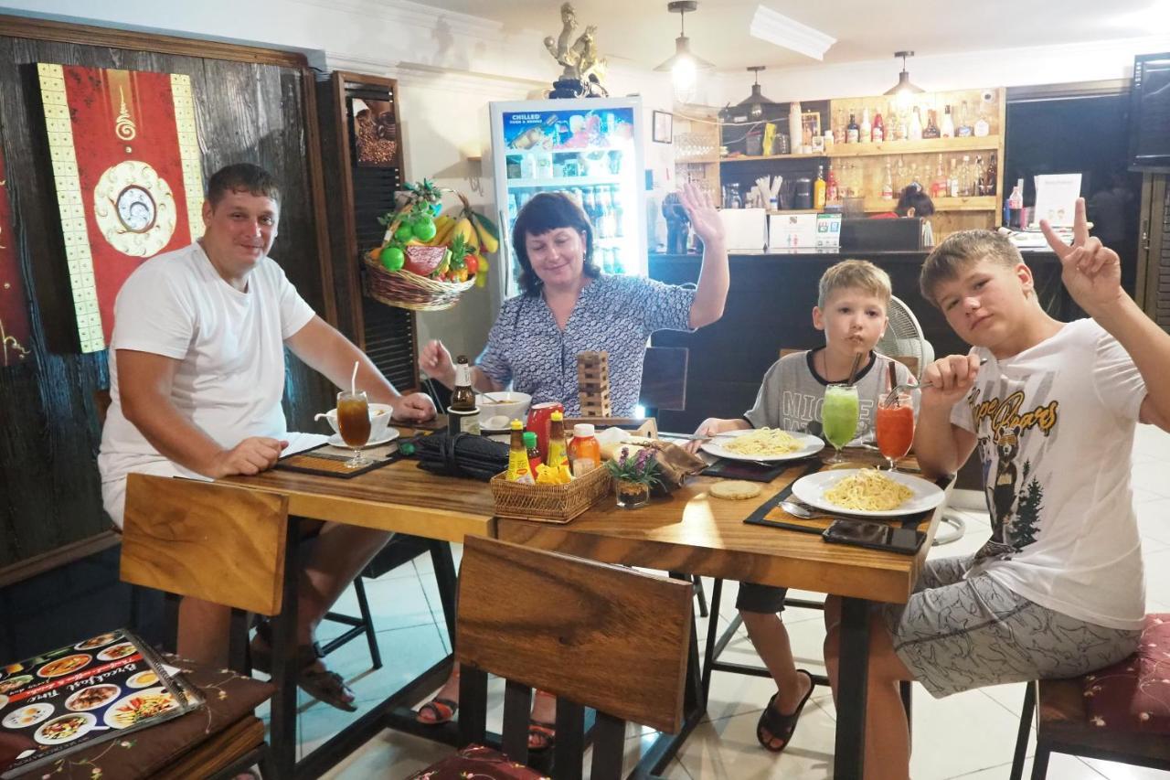 Sky Silk Decoration House Hotel Patong Екстериор снимка