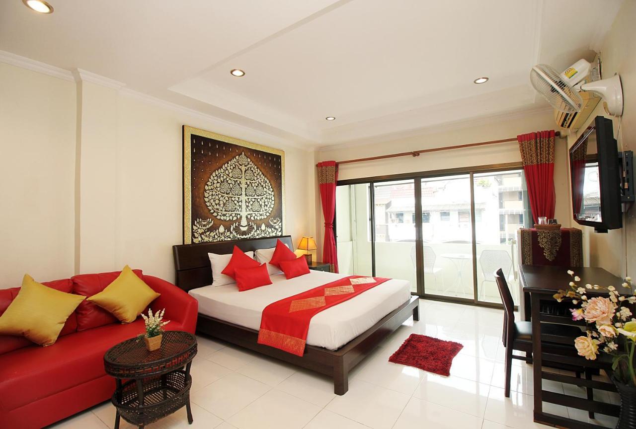 Sky Silk Decoration House Hotel Patong Екстериор снимка